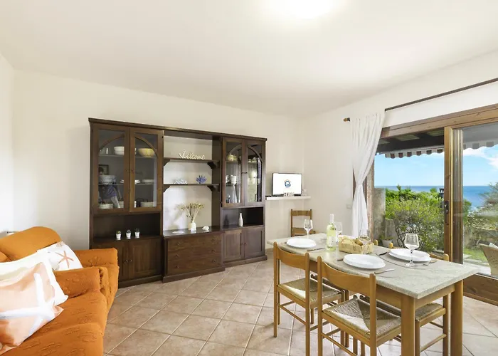 Villa Baia Del Corallo